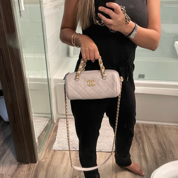 NEW 20A Chanel Bowler Crossbody Lilac Pink Bag - Picture 10 of 10